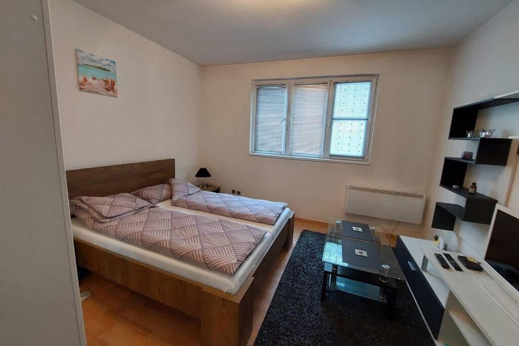 Apartment Dozic Srebrenica Екстер'єр фото